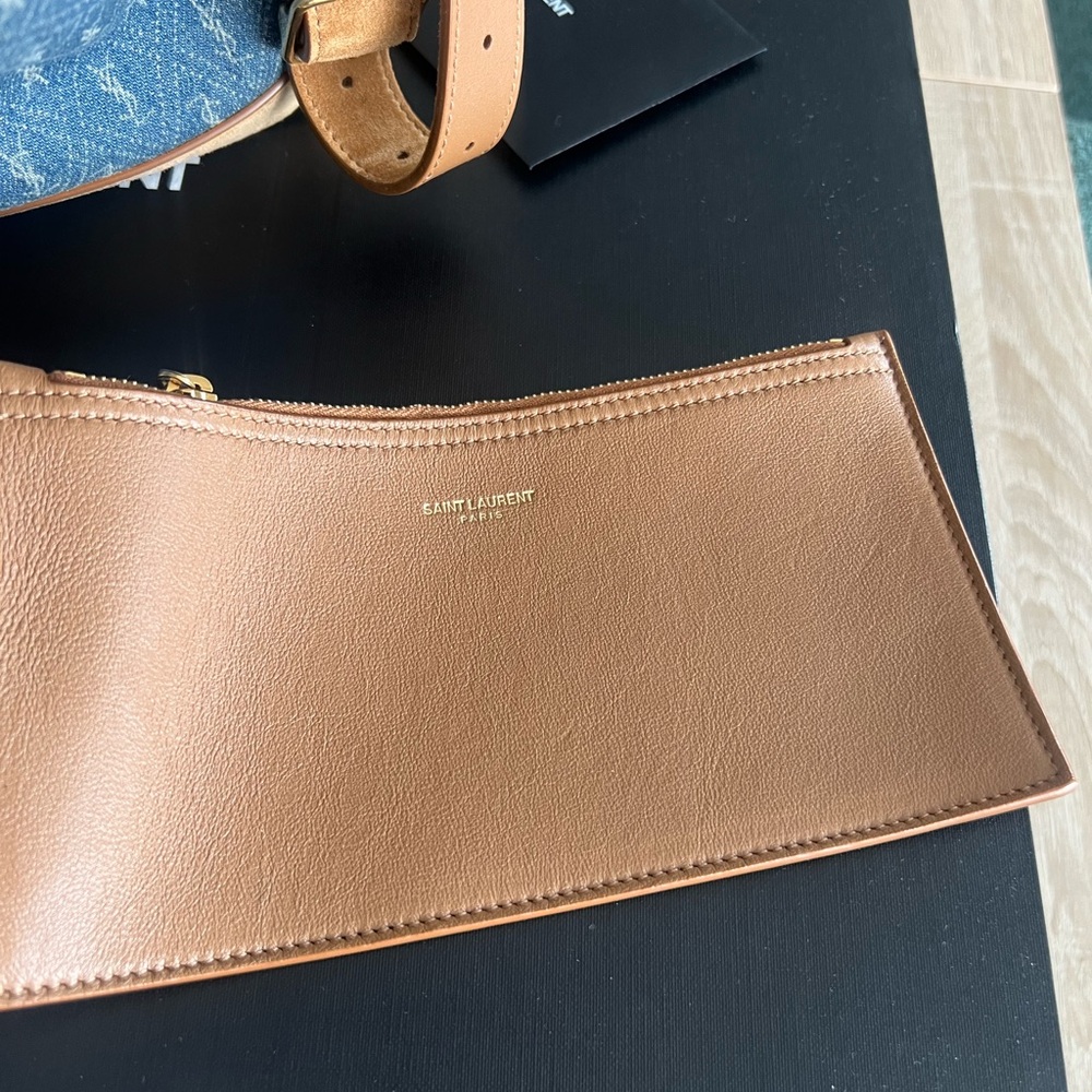 Large Saint Laurent Blue and Tan Tote Bag with Luxe Leather Accents - Picture 5 of 11